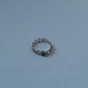 Sliver heart ring